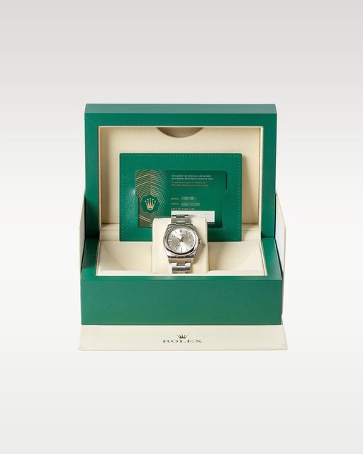 Rolex Oyster Perpetual 124200 Image 5